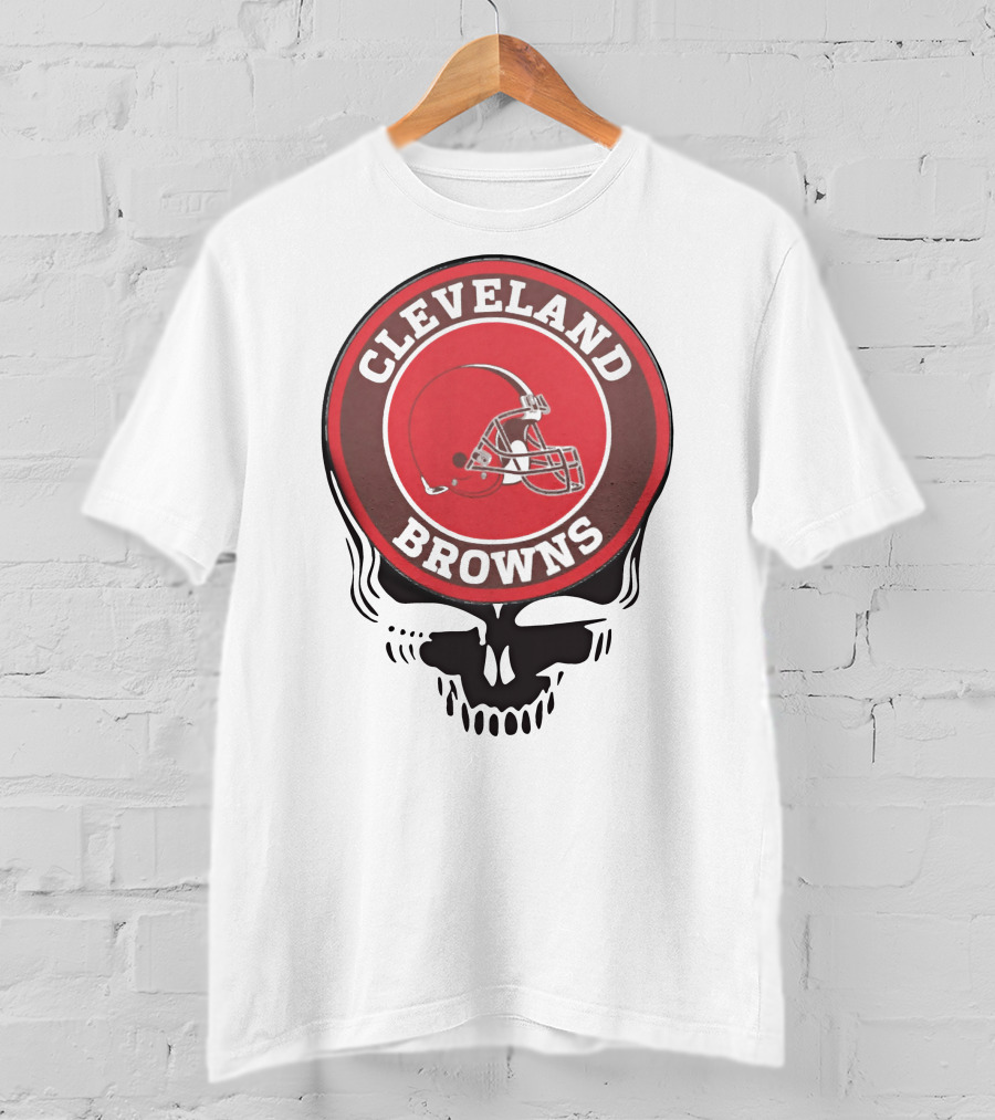 Cleveland Browns Football Helmet Skull T-Shirt