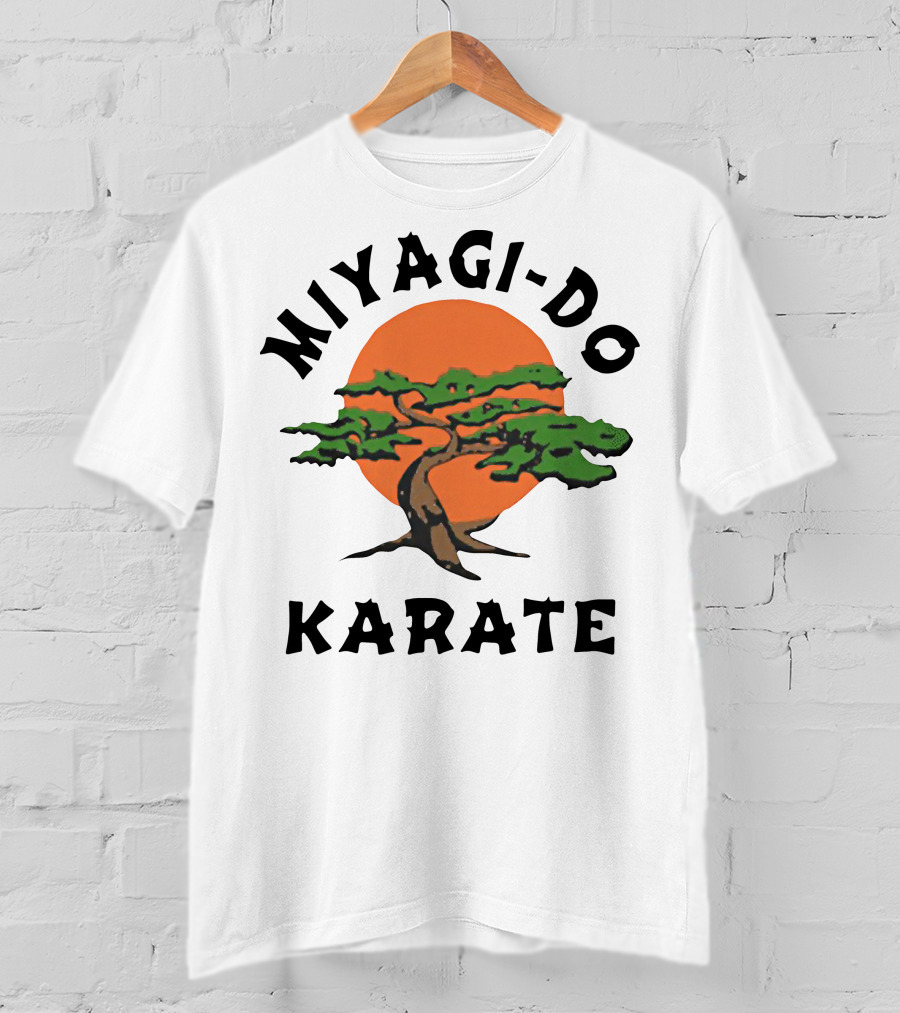 Miyagi-Do Karate Bonsai Tree With Sun Background T-Shirt