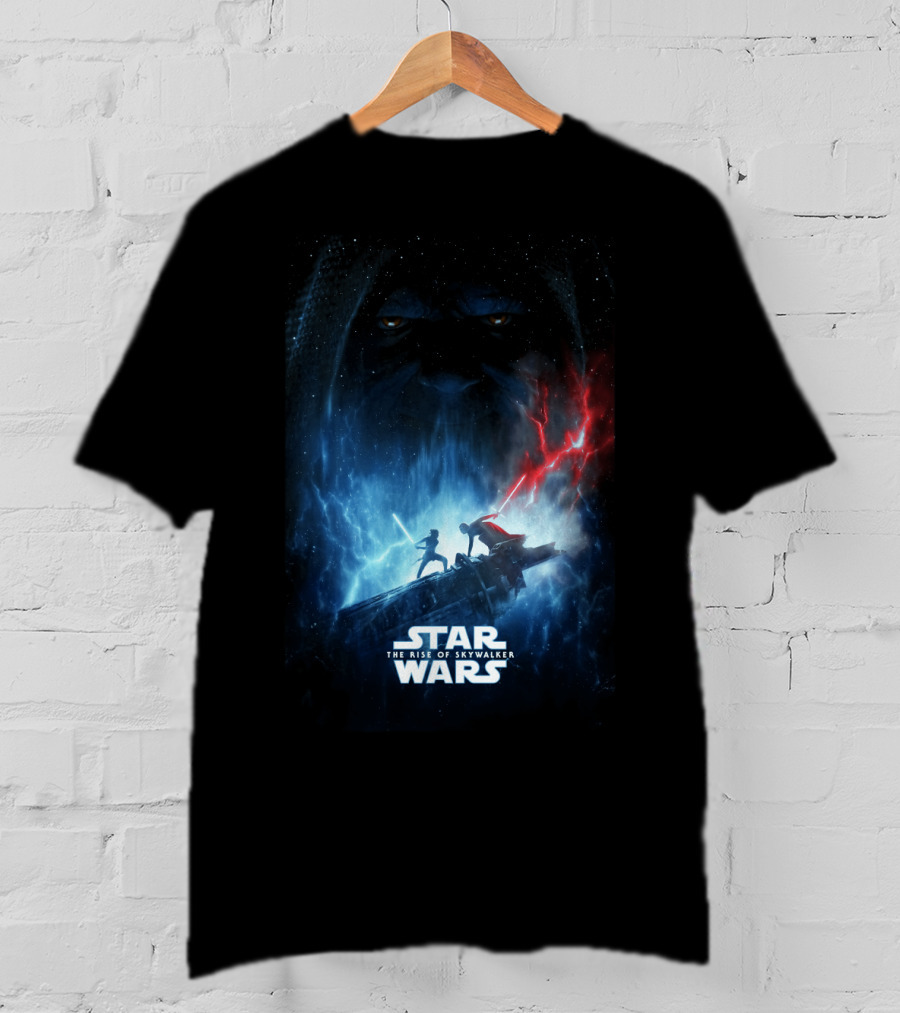 Star Wars The Rise Of Skywalker Epic Duel With Red And Blue Lightsabers T-Shirt