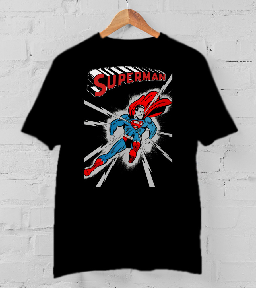 Superman Classic Comic Book Style Cover With Iconic Red And Blue Suit And Cape T-Shirt