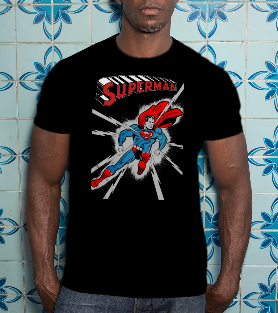Superman Classic Comic Book Style Cover With Iconic Red And Blue Suit And Cape T-Shirt