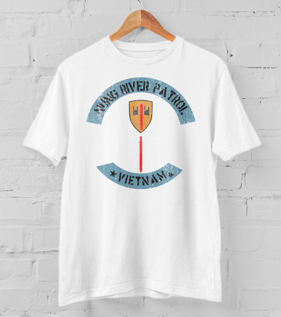 Apocalypse Now Nung River Patrol Vietnam Shield T-Shirt