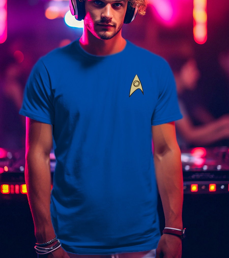 03 Original Star Trek Science Uniform Blue With Starfleet Insignia T-Shirt