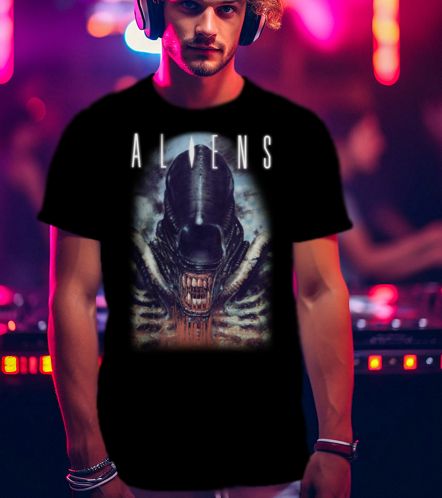 Aliens Bloody Jaw Xenomorph Face T-Shirt