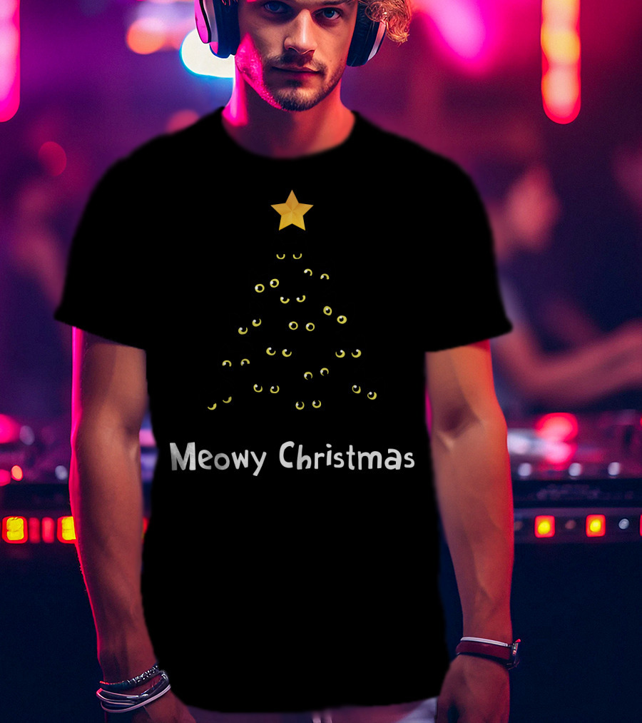 Meowy Christmas Cat Tree With Yellow Eyes And Star Topper T-Shirt