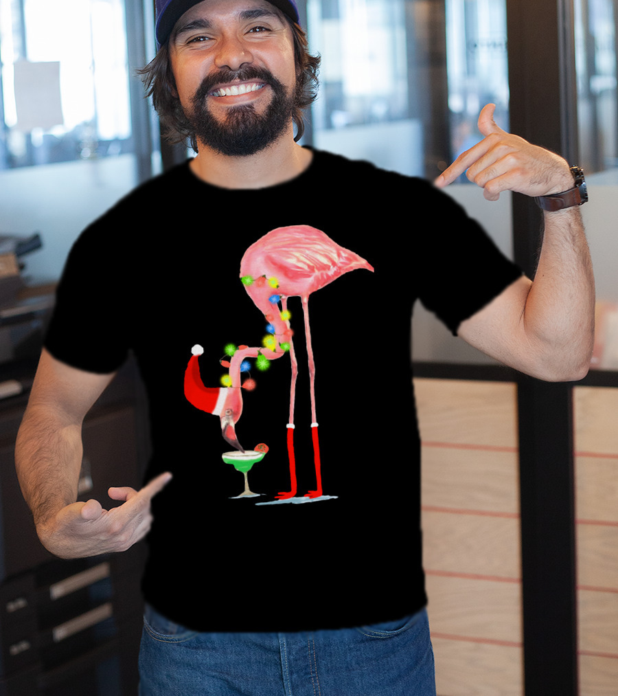 Flamingo Christmas Cocktail Santa Hat And Lights T-Shirt