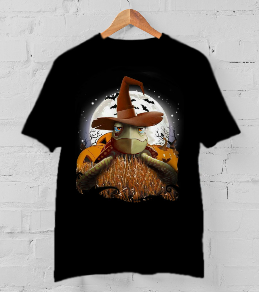 Halloween Turtle In Witch Hat Moonlit Pumpkin Patch T-Shirt