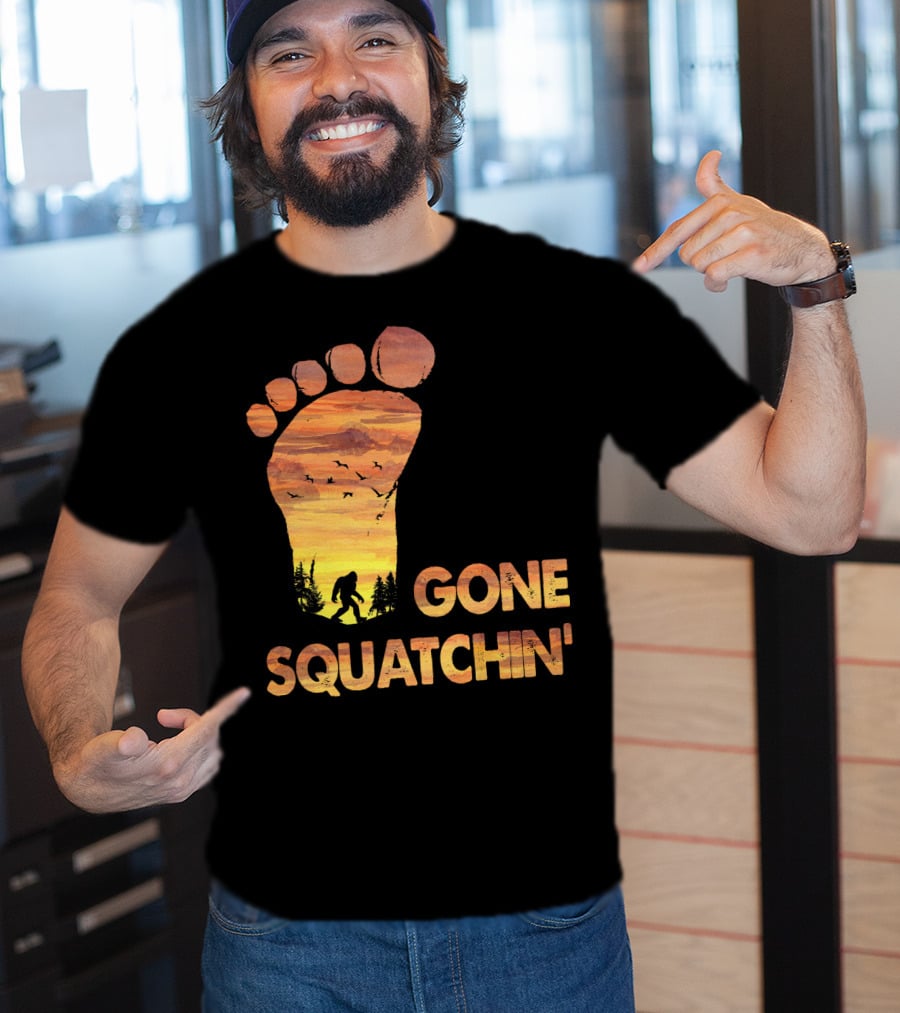 Bifoot Gone Squatchin Footprint Silhouette With Bigfoot And Mountain Sunset Scene T-Shirt