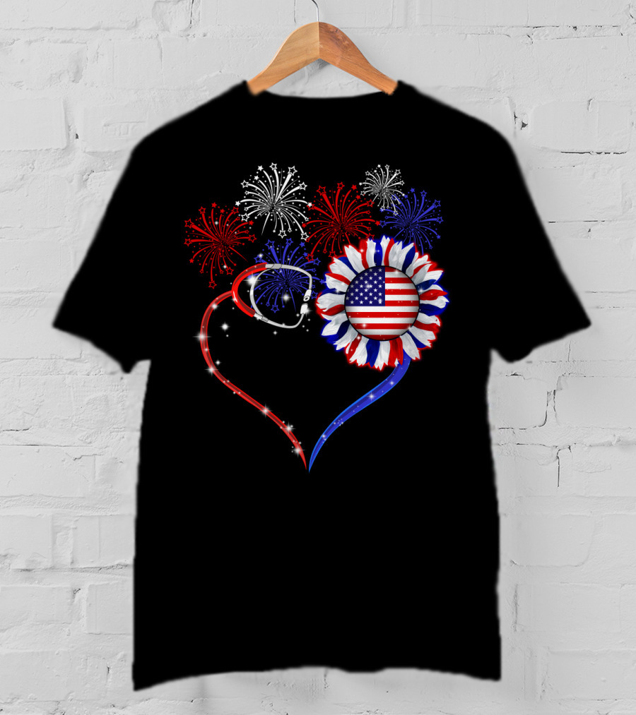 Nurse Patriotic Heart With American Flag And Fireworks T-Shirt
