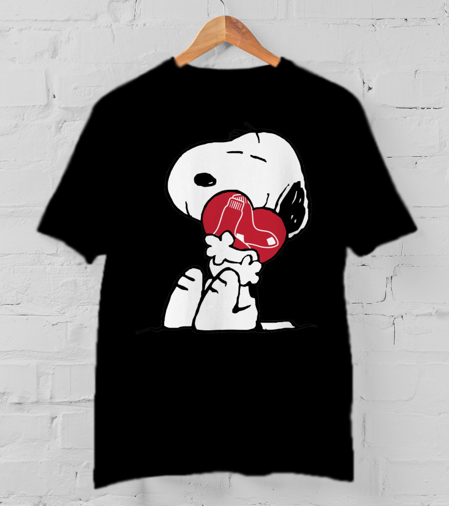 Snoopy Hugging Boston Red Sox T-Shirt