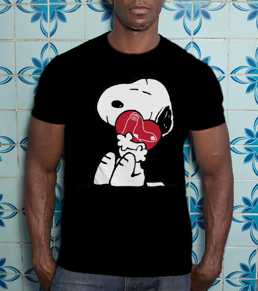 Snoopy Hugging Boston Red Sox T-Shirt