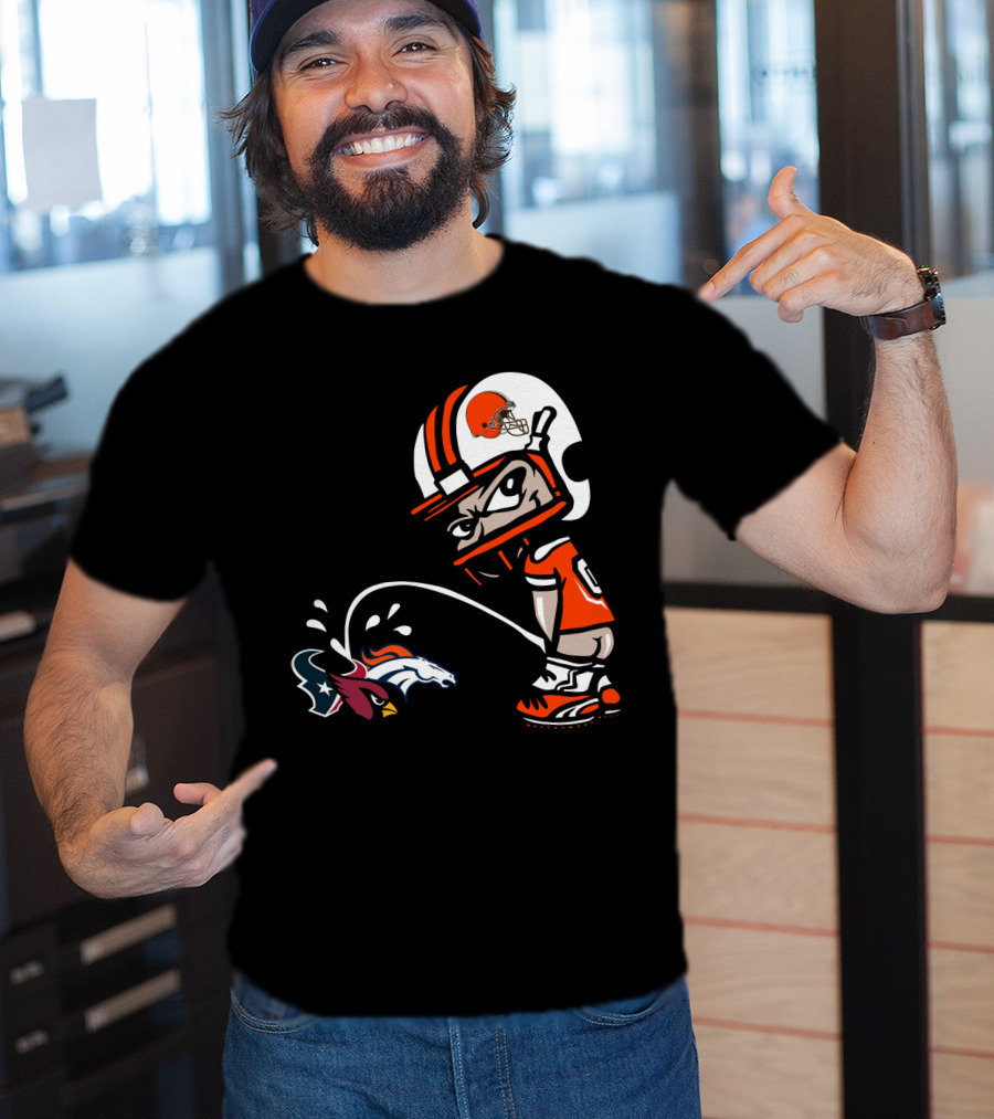 Cleveland Browns Player Humorous Rival Team Logos Interaction T-Shirt