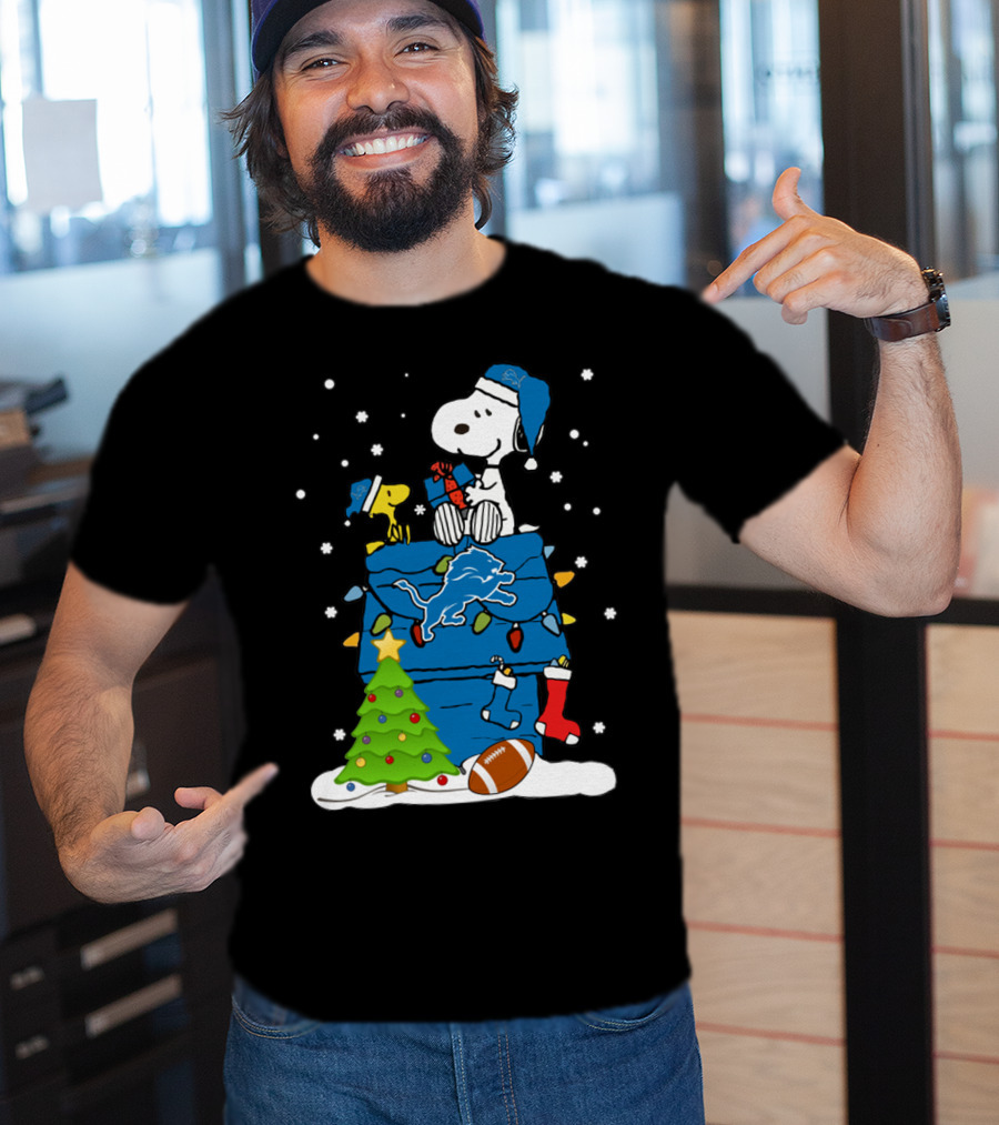 Detroit Lions Snoopy Christmas Football House With Tree And Stockings T-Shirt