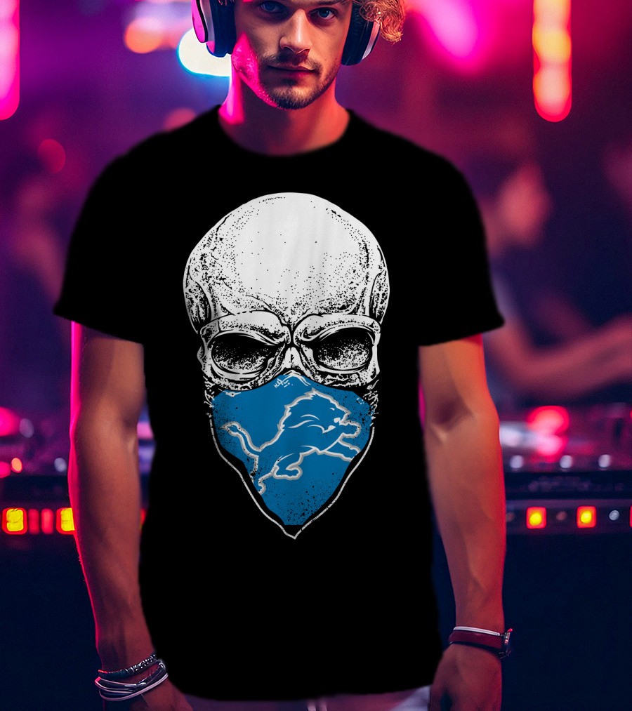 Detroit Lions Skull Bandana T-Shirt