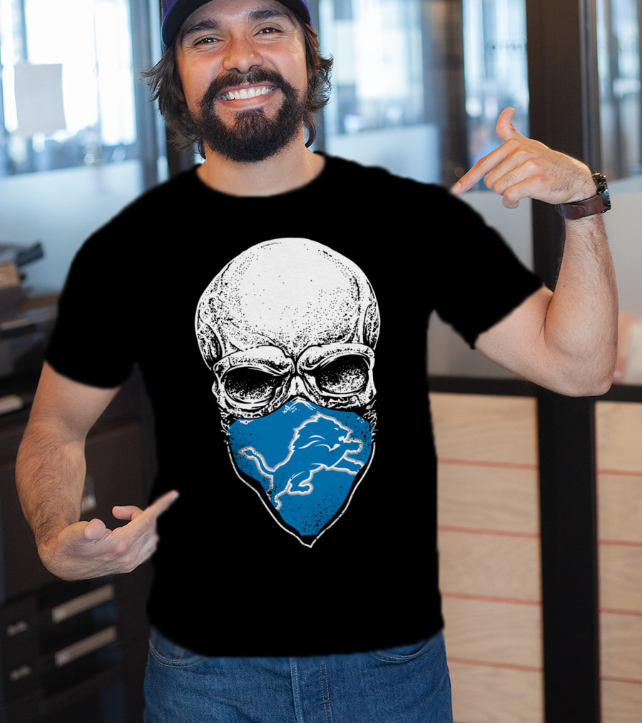 Detroit Lions Skull Bandana T-Shirt
