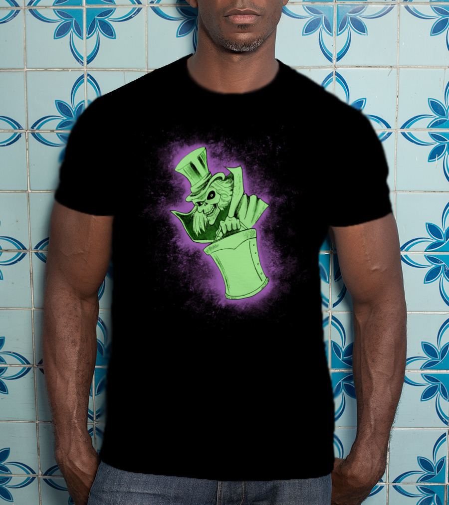 Hatbox Ghost Spooky Green Glow T-Shirt