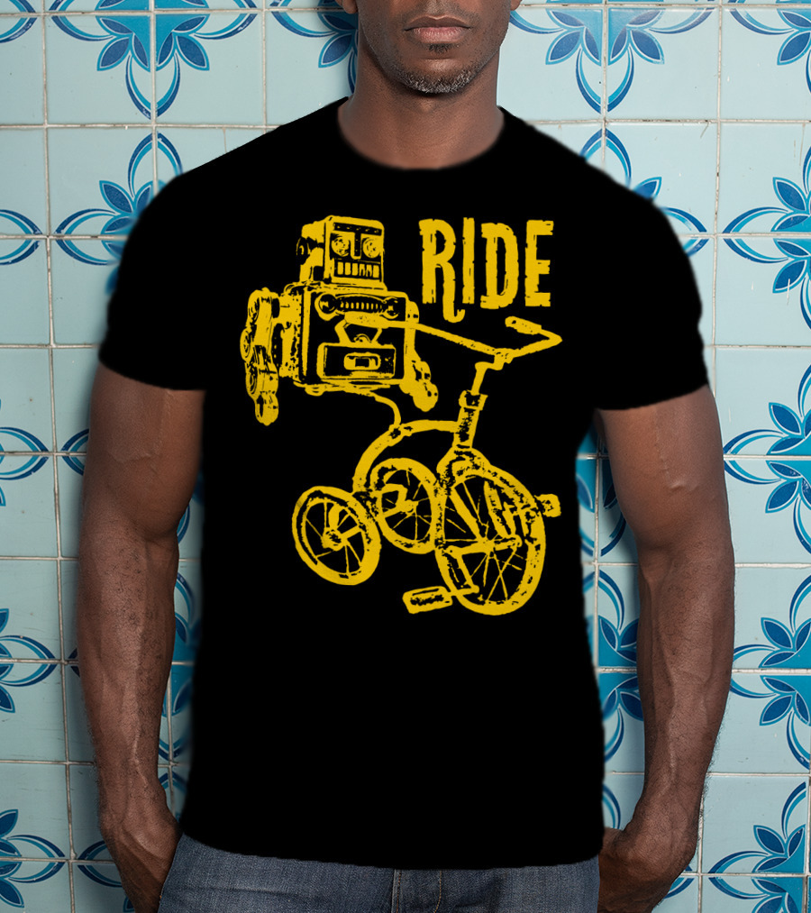 I Want To Ride My Tricycle Robot On Trike Vintage Style RIDE T-Shirt