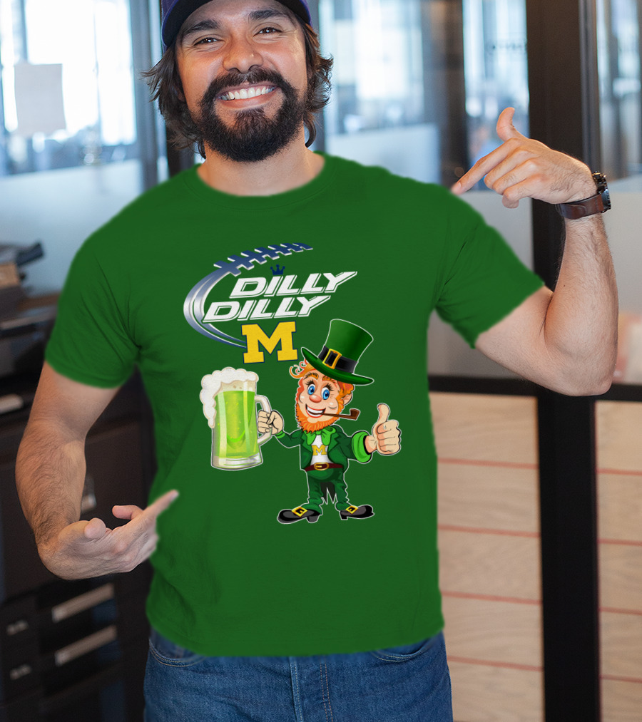 Dilly Dilly M Patrick Football Leprechaun With Green Beer T-Shirt