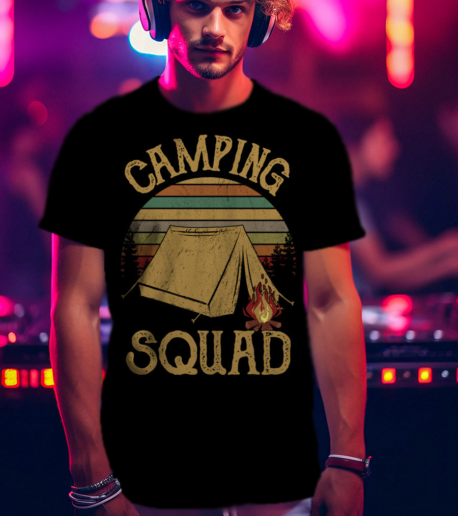 CAMPING SQUAD Vintage Campfire Tent Retro Sunset T-Shirt