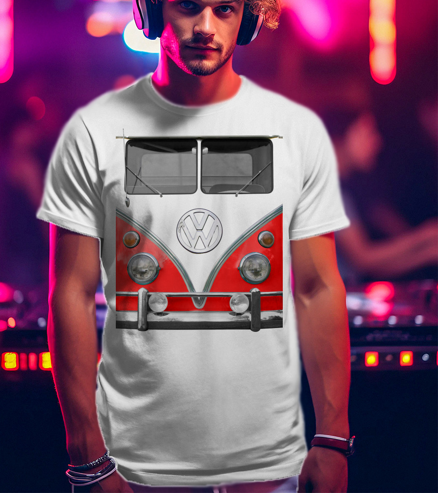 Volkswagen Camper Van Front Red And White Classic T-Shirt
