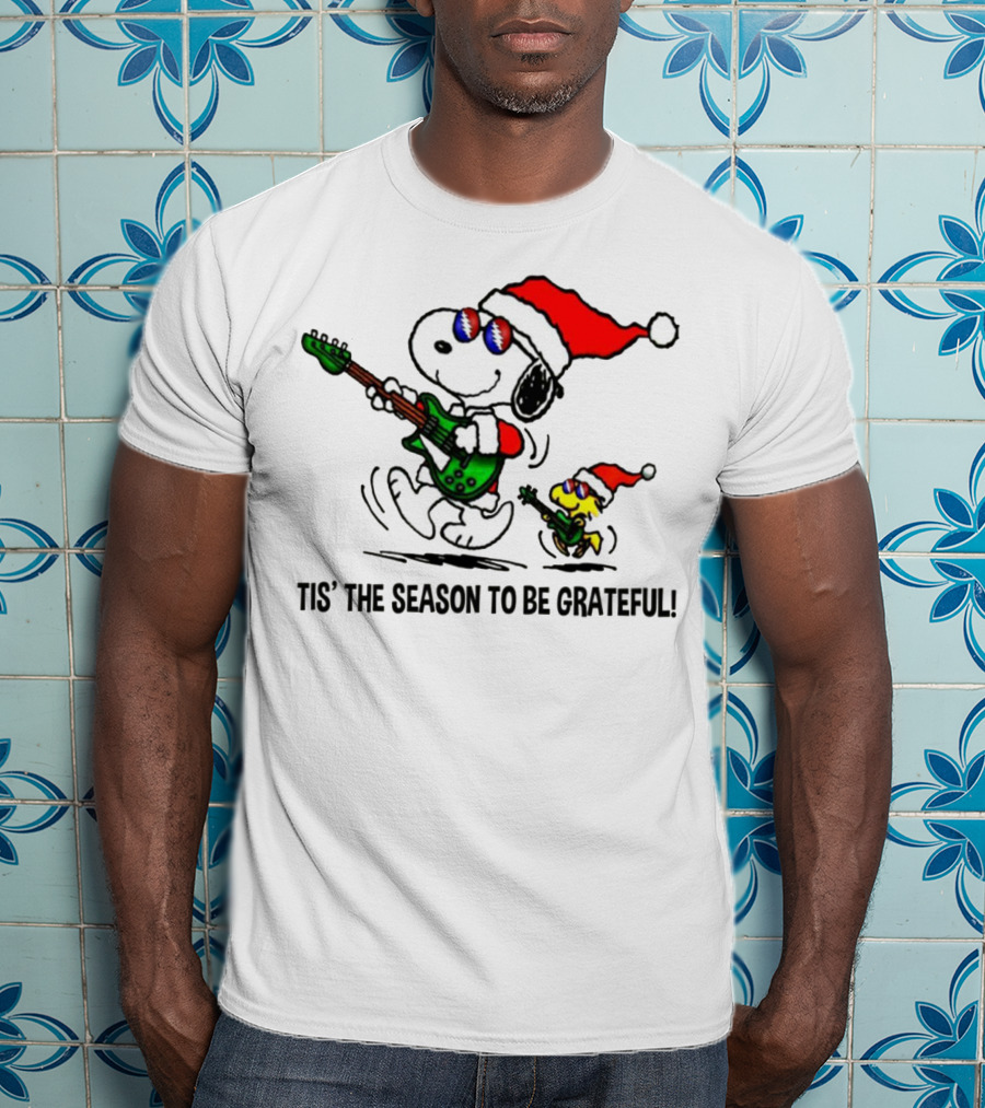 'Tis The Season To Be Grateful Snoopy Grateful Dead Santa Hat Guitar T-Shirt