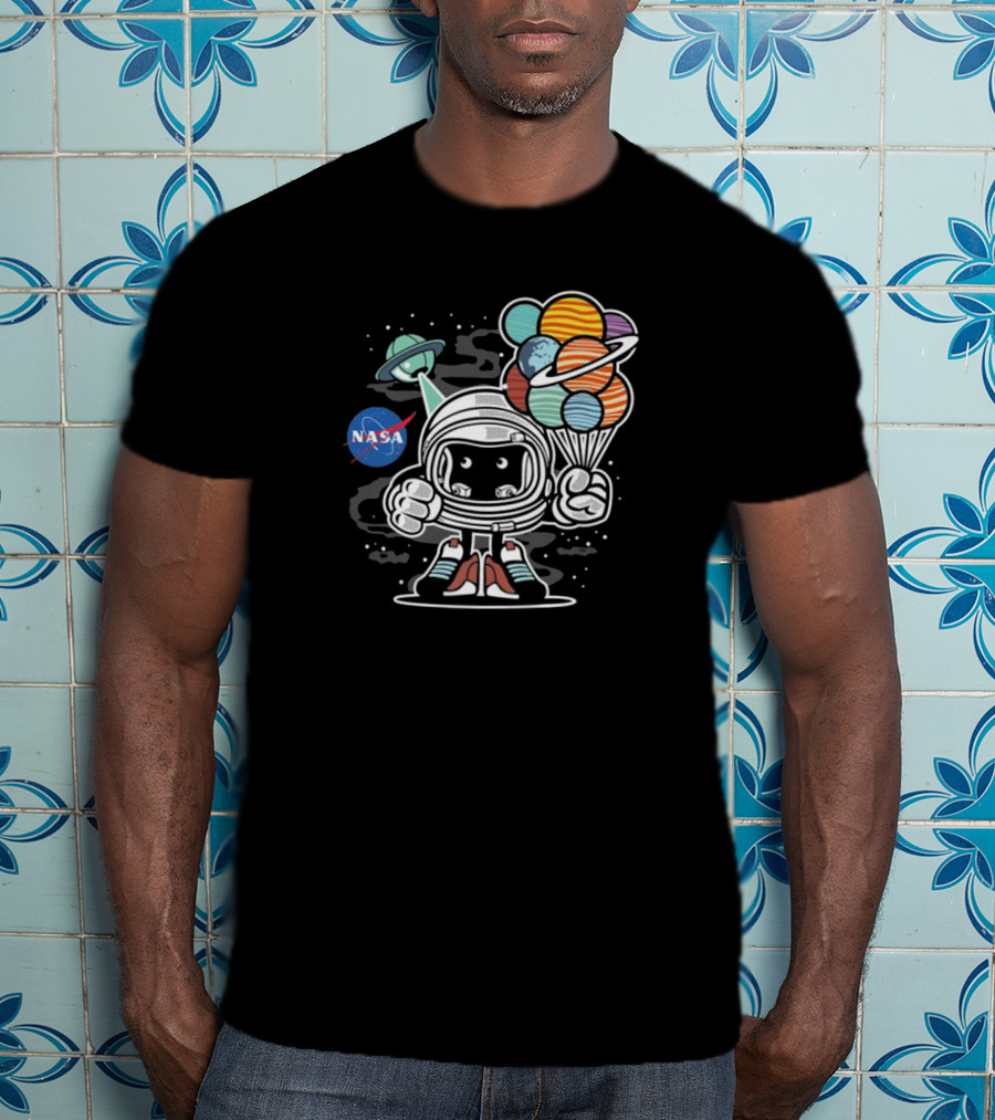 NASA Astronaut Adventure Holding Planet Balloons T-Shirt