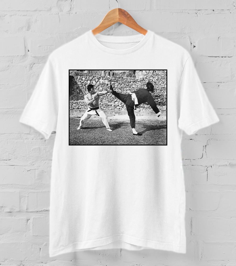 Enter The Dragon Martial Arts Standoff Scene T-Shirt