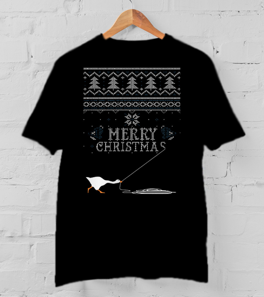Merry Christmas Tree Pattern With Goose Pulling String T-Shirt