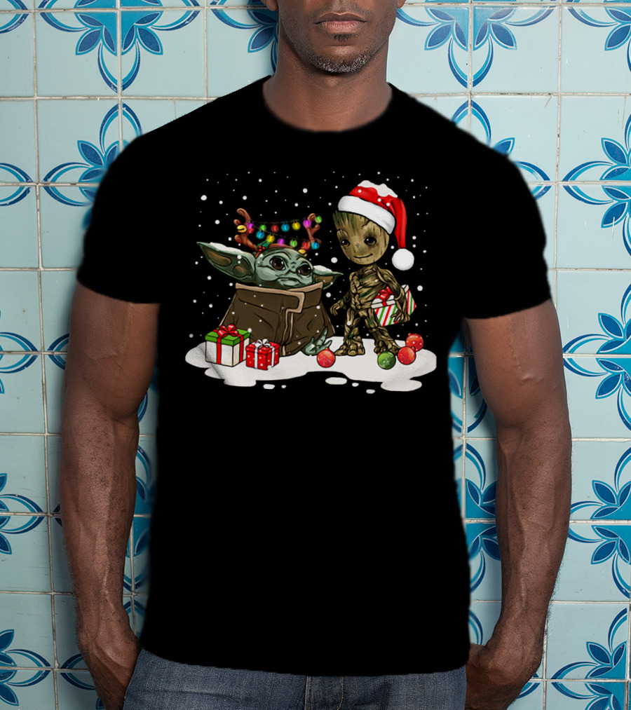 Baby Yoda And Baby Groot Christmas Santa Hat Lights T-Shirt