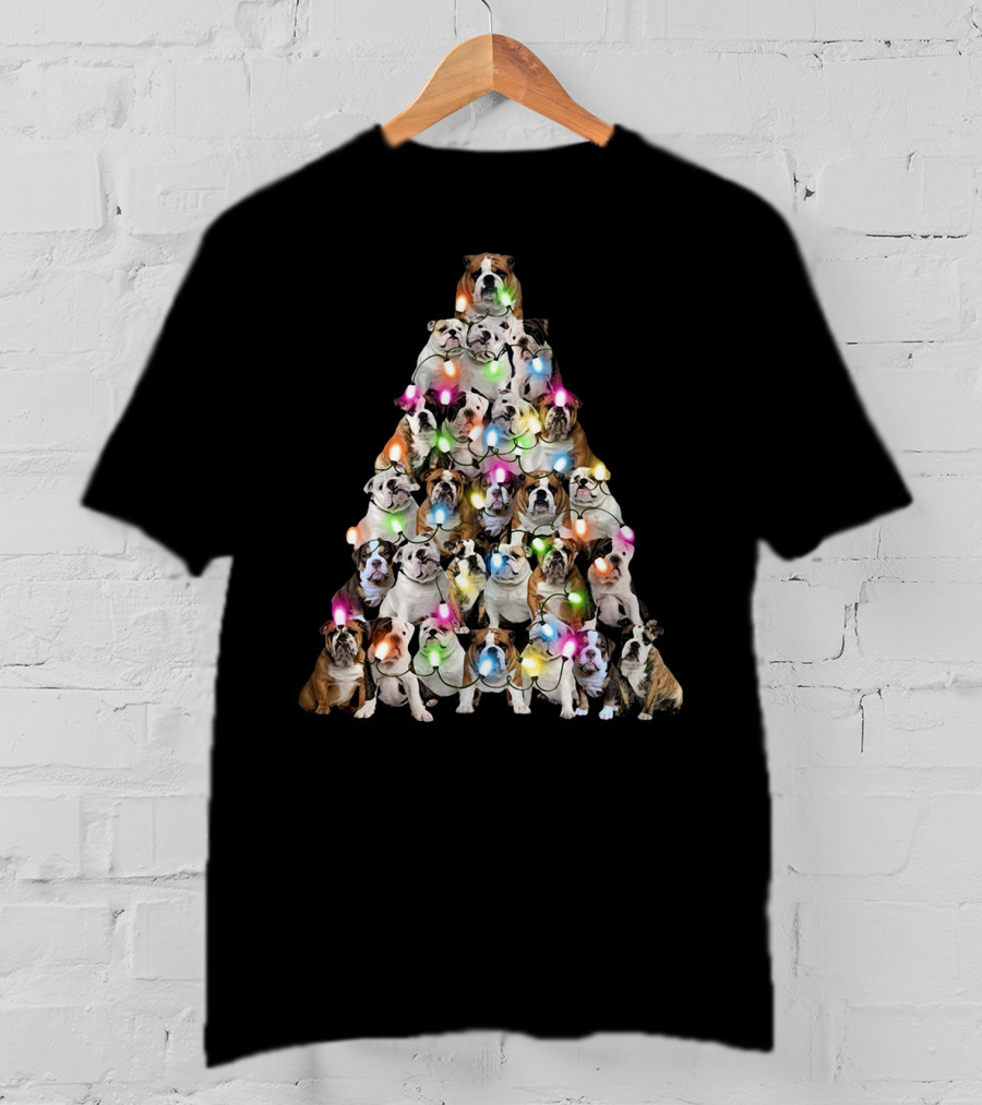 Bulldog Christmas Tree Festive Lights Pyramid T-Shirt