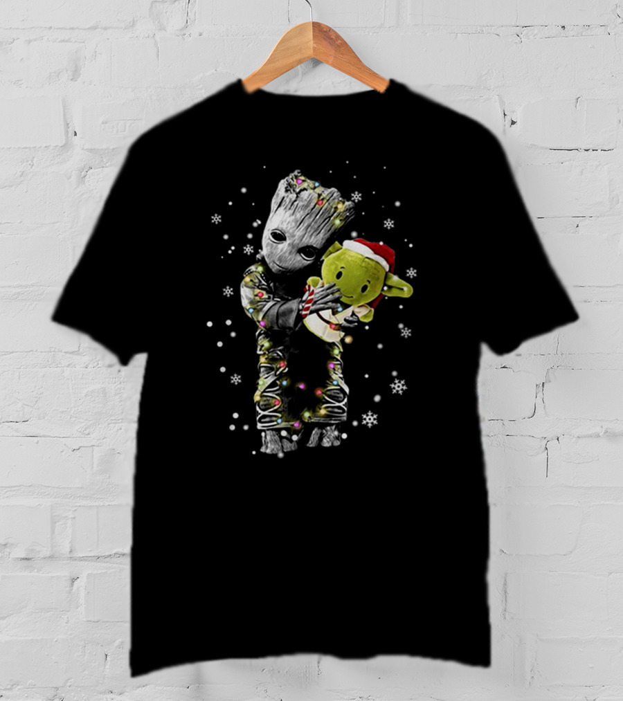 Baby Groot Hugging Baby Yoda Christmas Lights Snowflakes T-Shirt