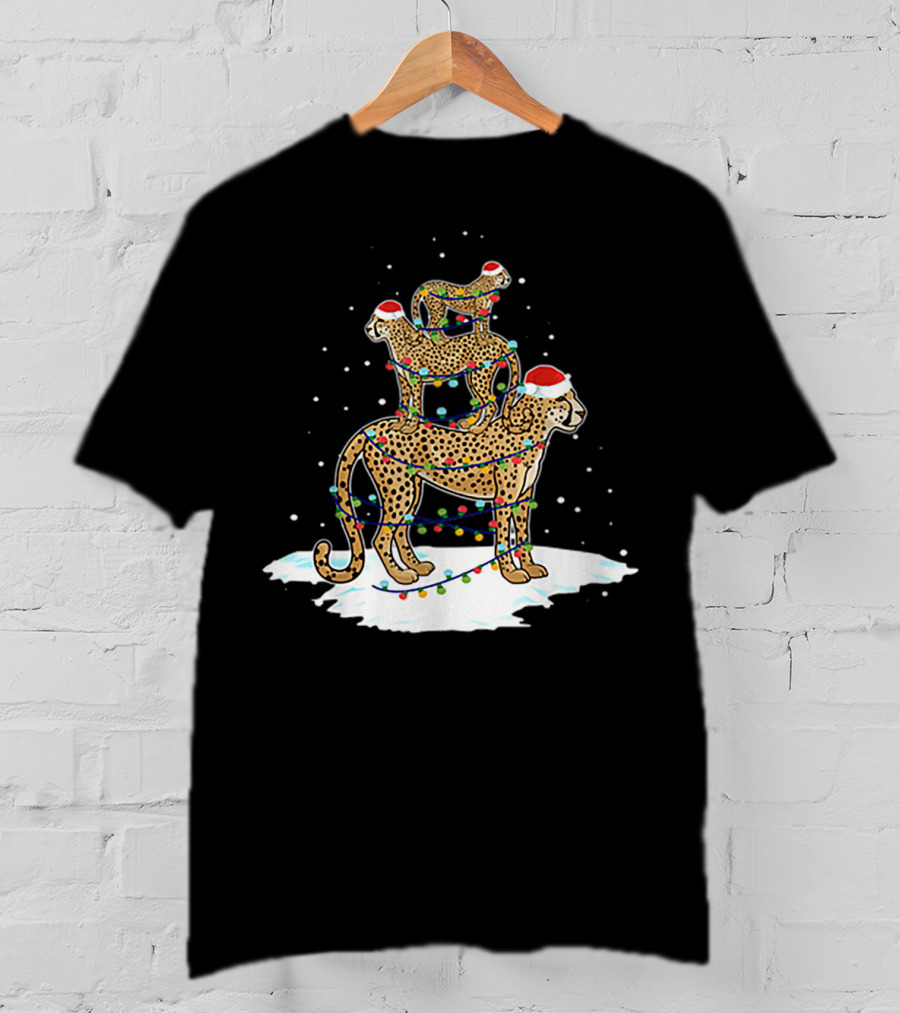 Cheetah Santa Christmas Tree With Festive Lights And Snowflakes T-Shirt