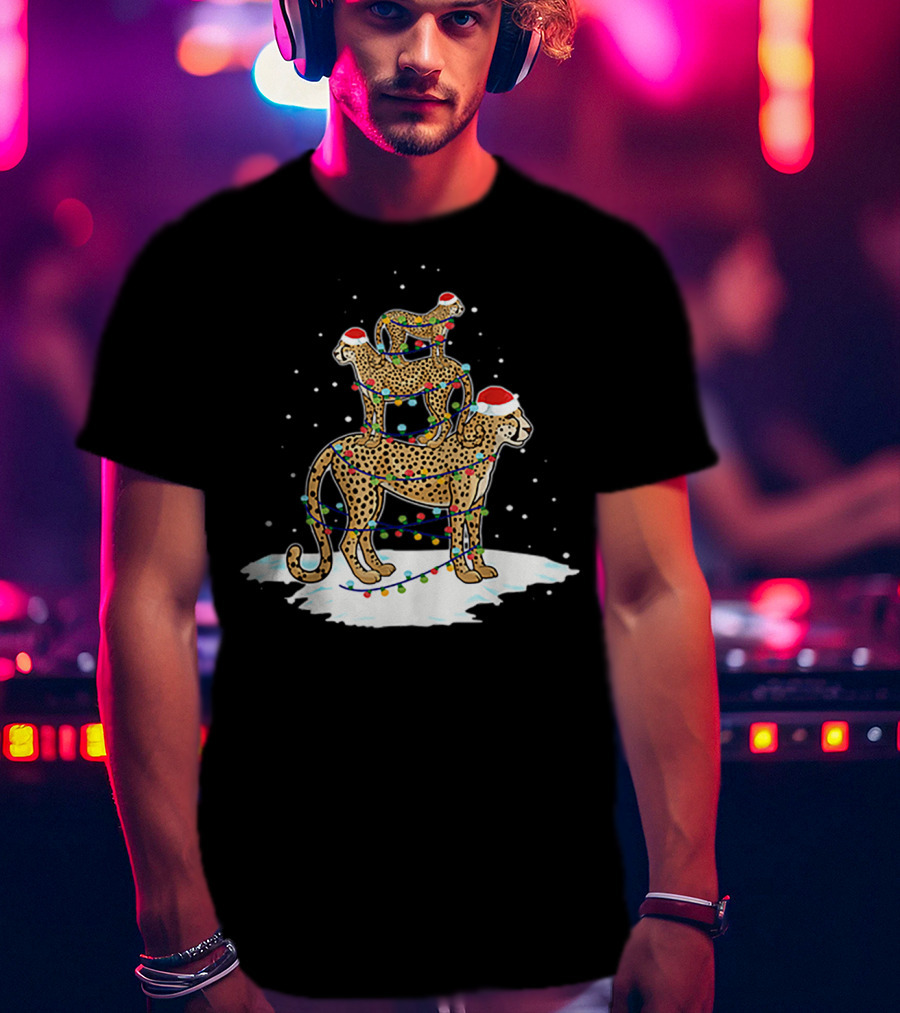 Cheetah Santa Christmas Tree With Festive Lights And Snowflakes T-Shirt