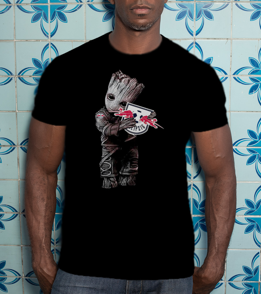 Baby Groot Embracing RB Leipzig T-Shirt