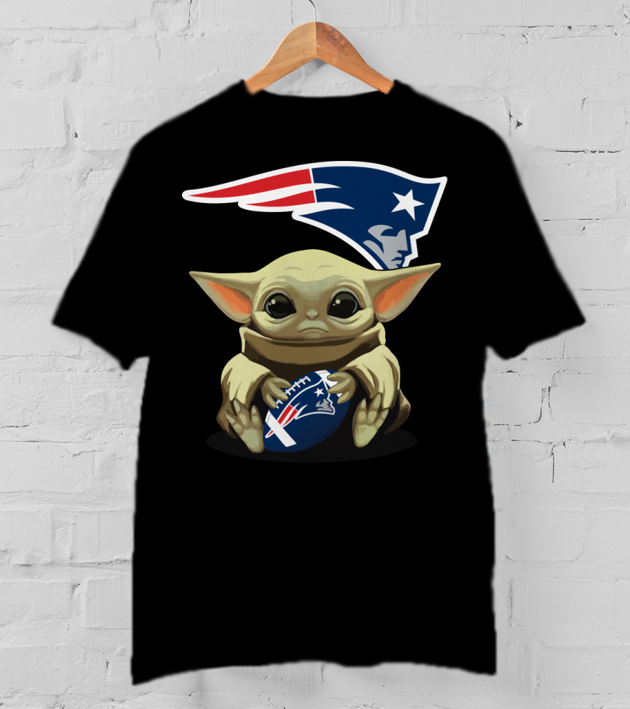 Yoda Baby Patriots Football Star Wars Crossover T-Shirt