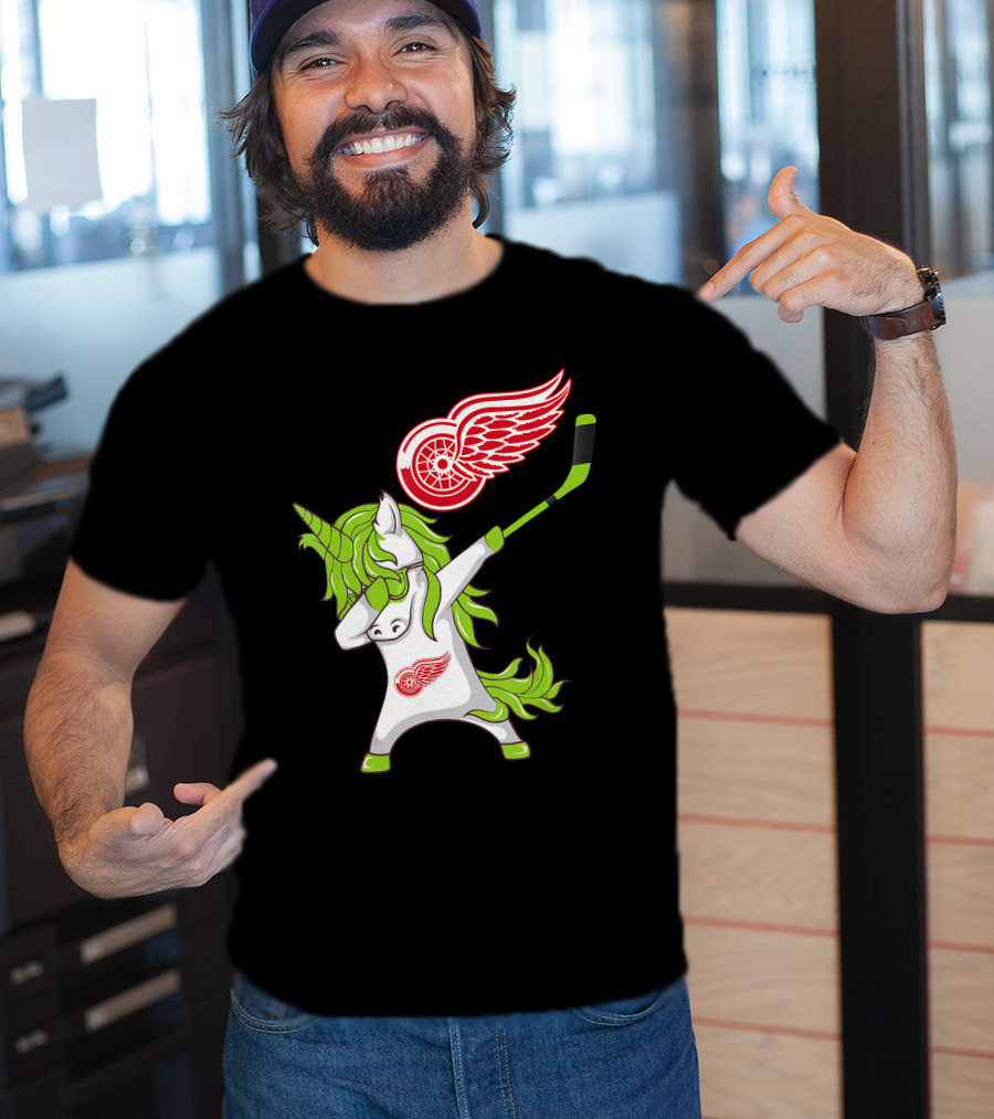 Detroit Red Wings St Patrick's Day Dabbing Unicorn Hockey Stick T-Shirt