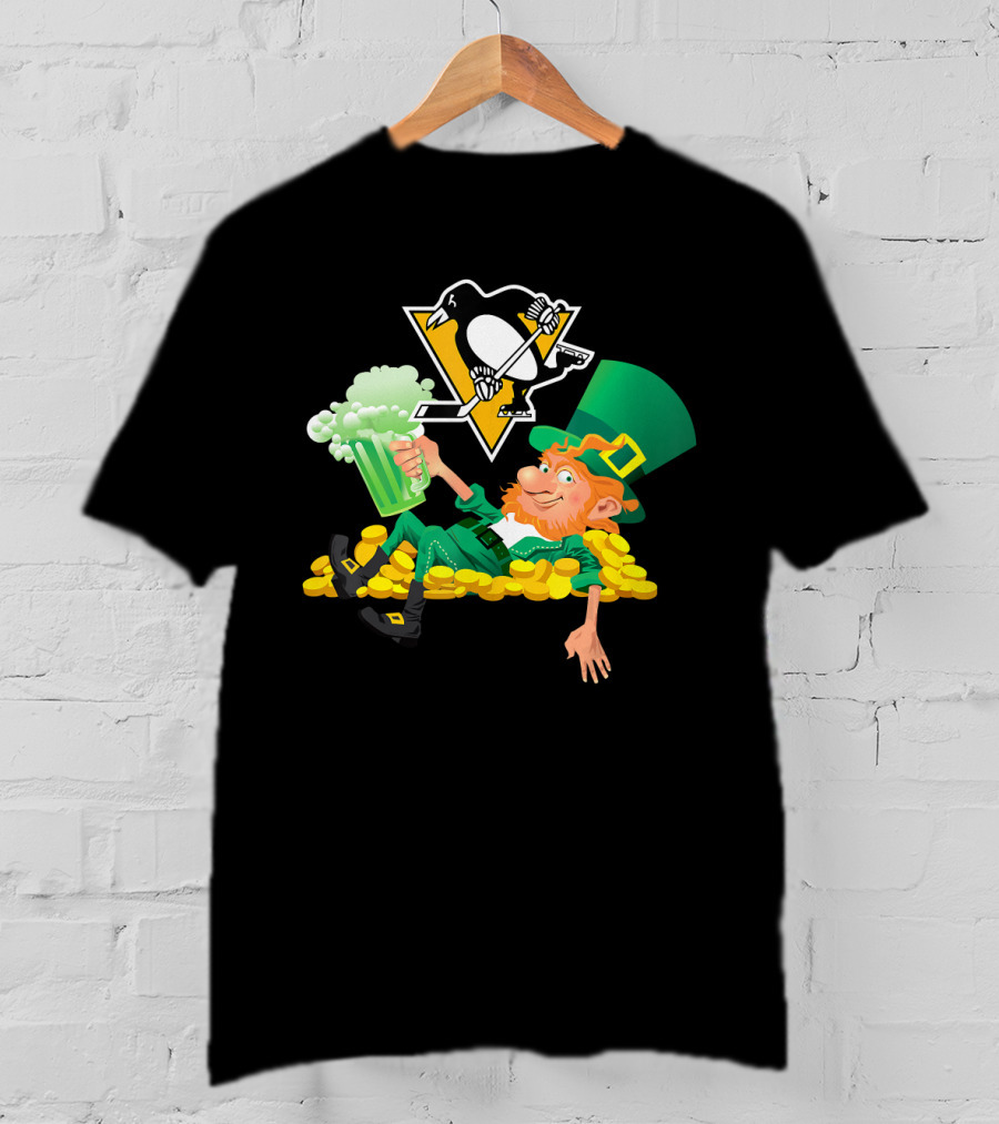 St Patrick's Day Lucky Leprechaun Pittsburgh Penguins Hockey Fan Gear T-Shirt