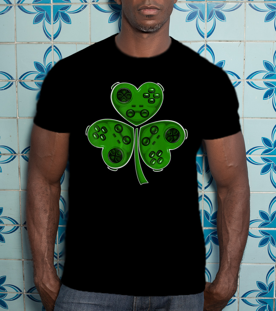 Video Game Controller Shamrock St Patrick Day T-Shirt
