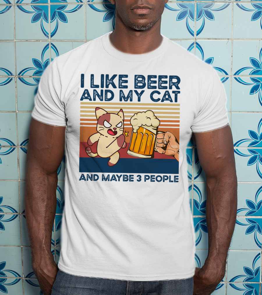 I Like Beer And My Cat And Maybe 3 People Vintage Style Retro Cat Lover T-Shirt