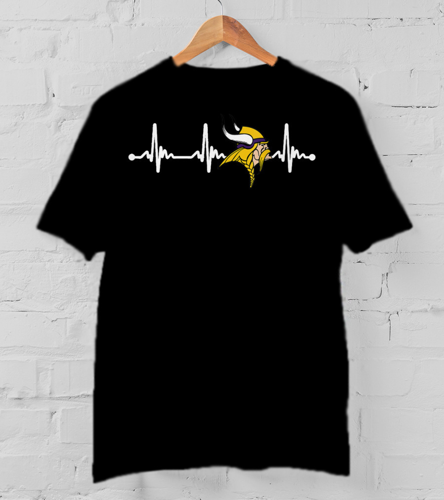 Christmas Minnesota Viking Football Heartbeat Fan T-Shirt