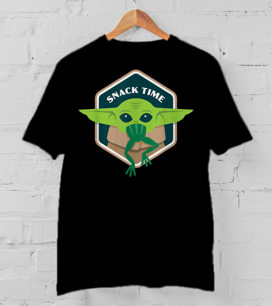 Snack Time The Child Baby Yoda Eating Frogajija T-Shirt