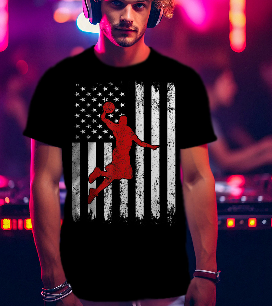 Proud American Basketball Vintage Flag Dunking T-Shirt