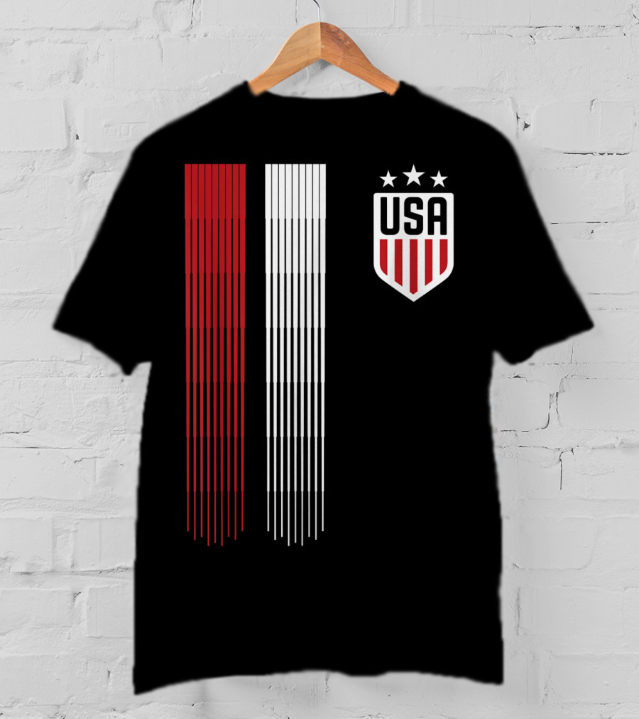USA Soccer Womens Three Stars Red White Stripes Crest T-Shirt