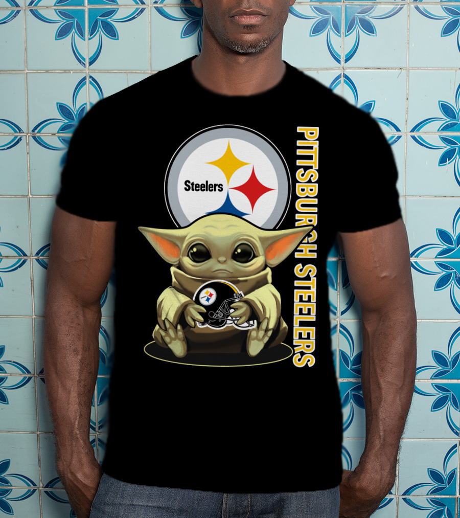 Pittsburgh Steelers Baby Yoda With Helmet T-Shirt