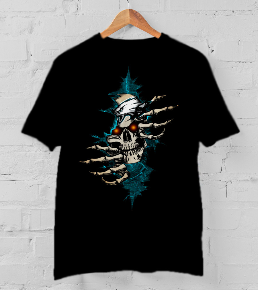 Skull With Flaming Eyes And Eagle Claws Explosion T-Shirt
