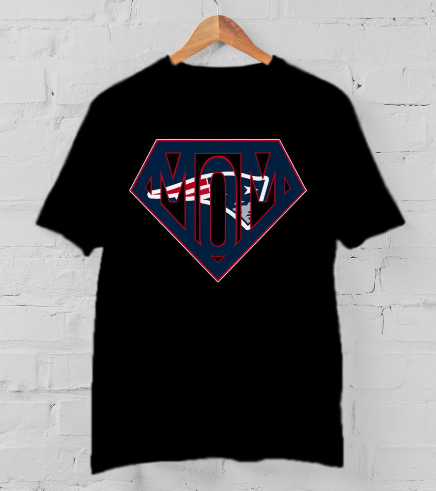 Super Mom New England Patriots T-Shirt