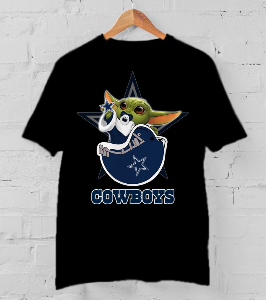 Cowboys Yoda Holding Star With Helmet T-Shirt