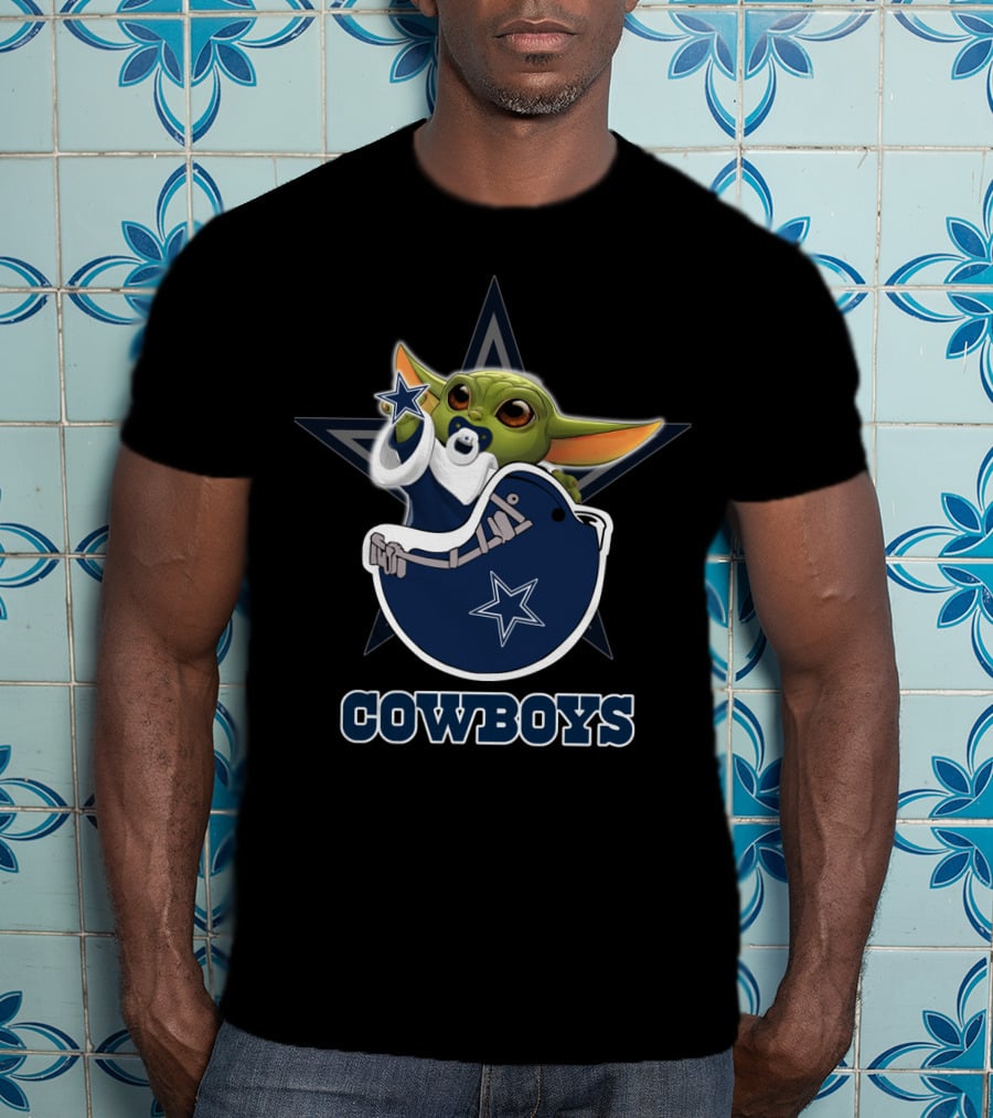Cowboys Yoda Holding Star With Helmet T-Shirt