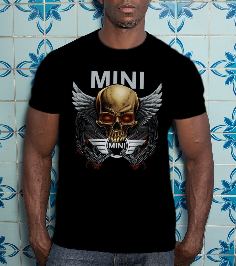 Mini Skull Wings Chains T-Shirt