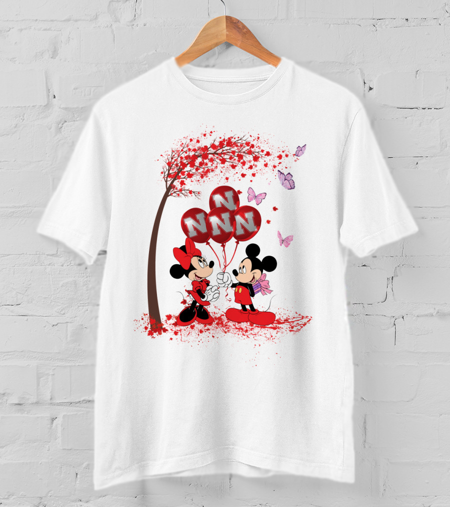 Ncaa Nebraska Cornhuskers Mickey Minnie Balloons Butterflies T-Shirt